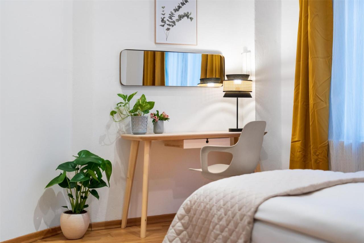 Holiday 33 Apartment J Prenzlauerberg Berlin Ngoại thất bức ảnh